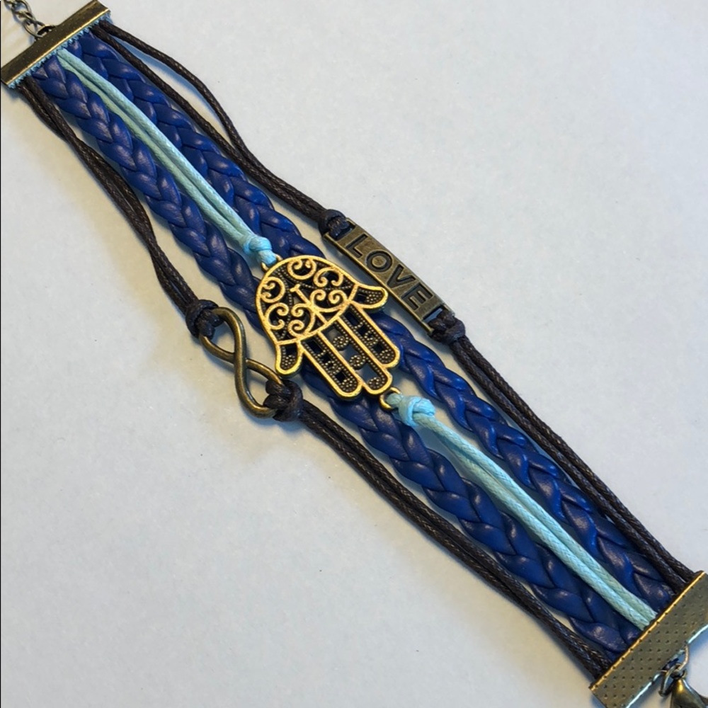 LOVE Infinity Bracelet - New - Picture 3 of 3